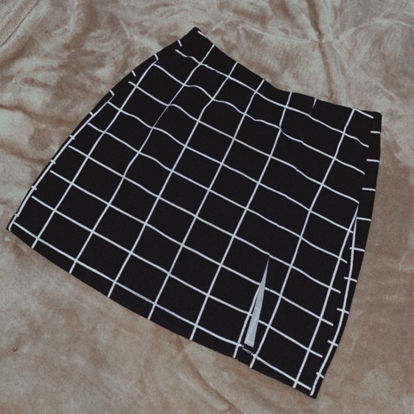 Women’s clothing - Picture 2 of 12